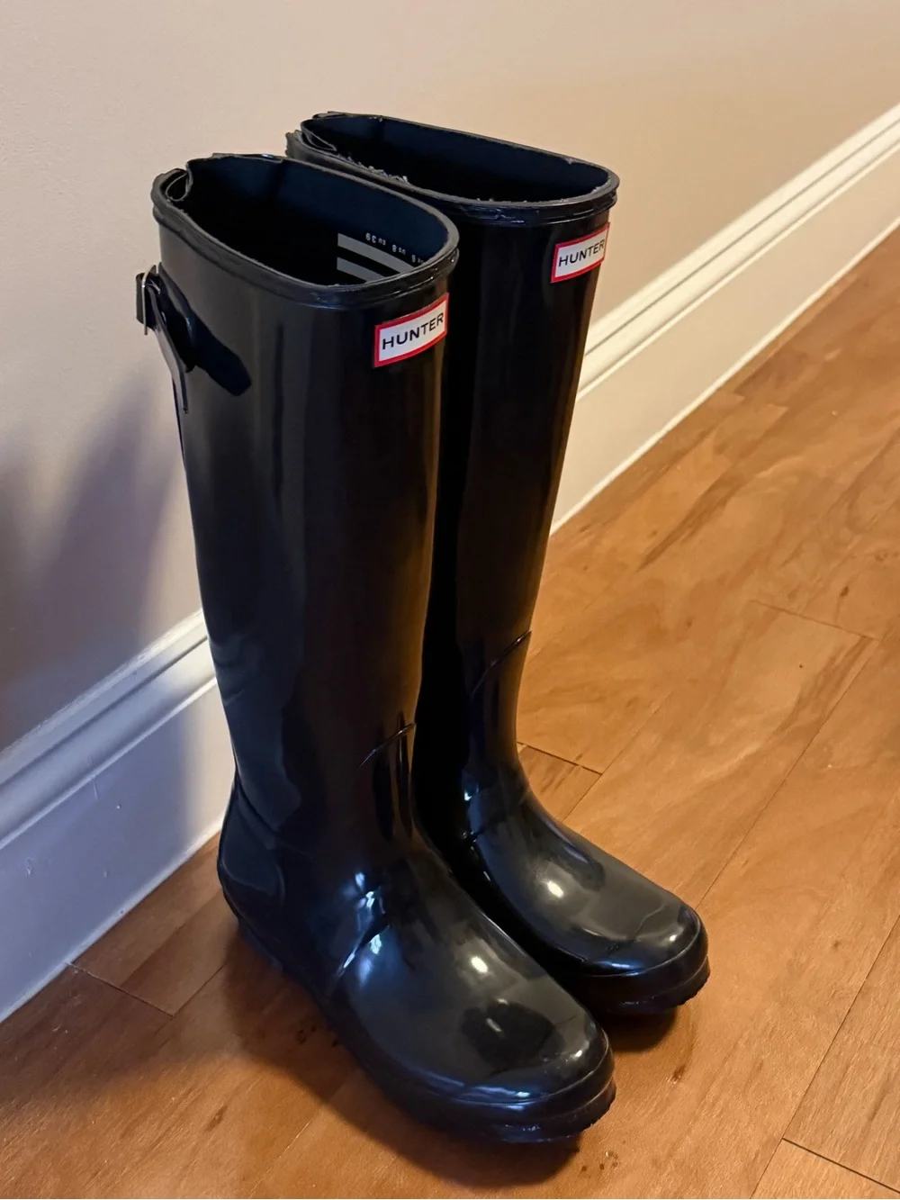 Hunter Tall Glossy Rain Boots Adjustable Back with Fleece Boot Liner